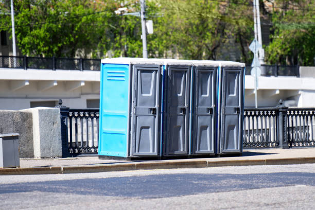 Best Porta potty rental near me  in Moreland Hills, OH