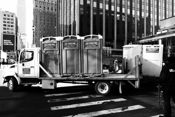 Best Affordable portable toilet rental  in Moreland Hills, OH